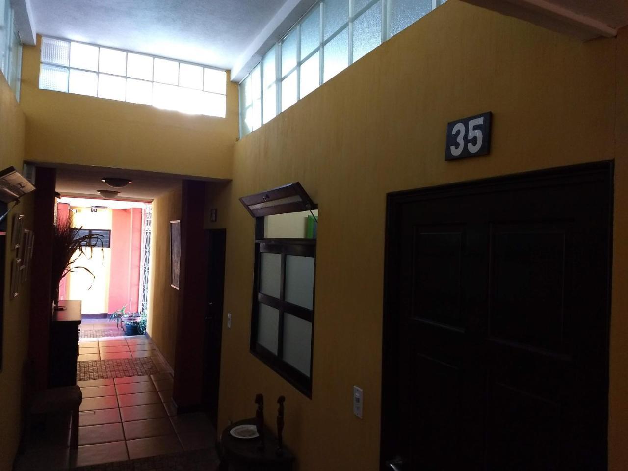 Give House Guatemala City Exterior photo