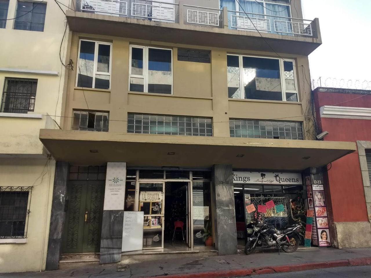 Give House Guatemala City Exterior photo